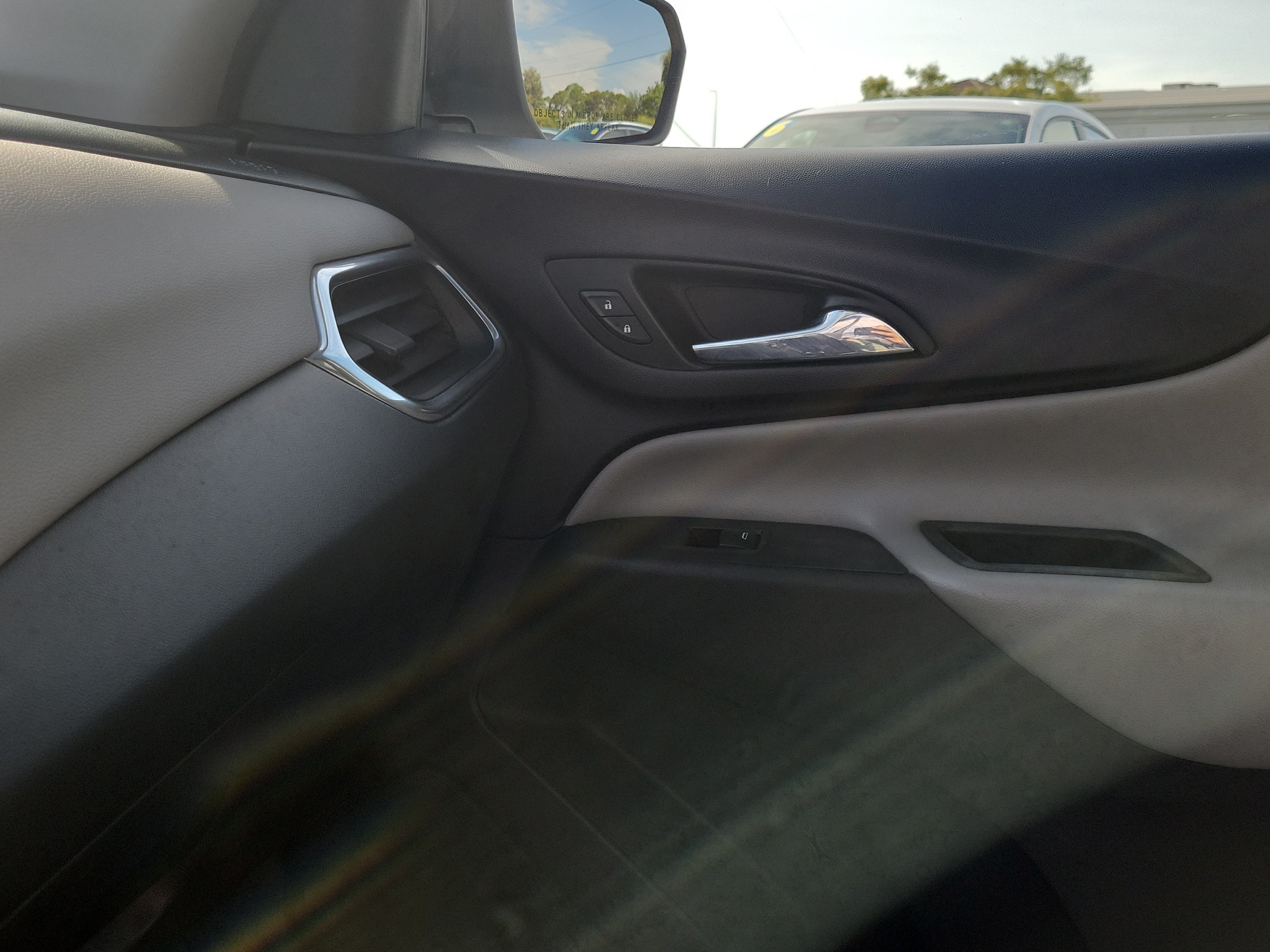 Used 2021 Summit White Chevrolet LS image 29