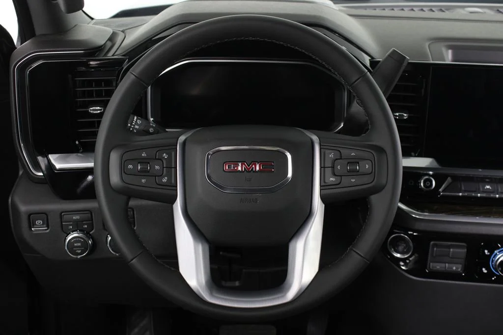 New 2026 Sterling Metallic GMC Elevation image 26