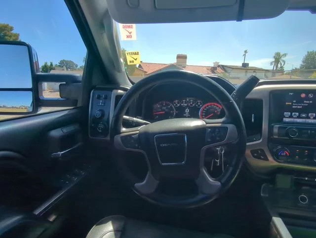 Used 2016 Black GMC Denali image 9