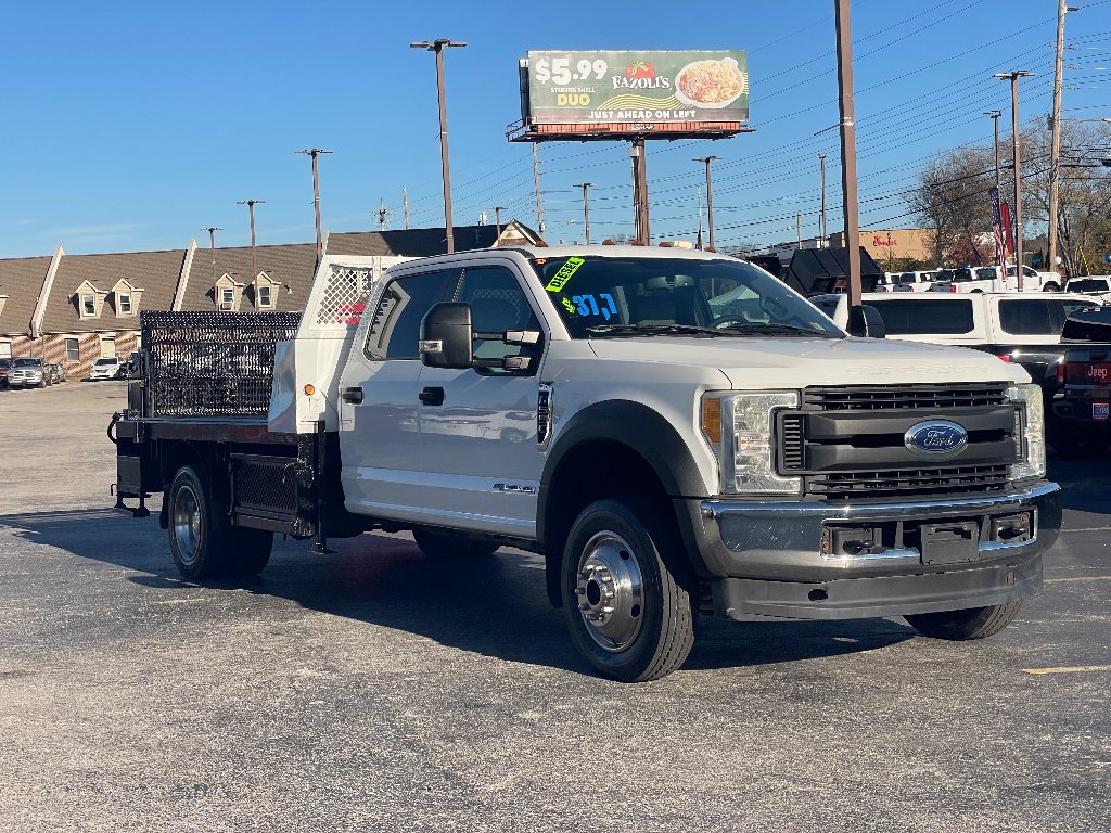 Used 2017 Oxford White Ford XL image 4