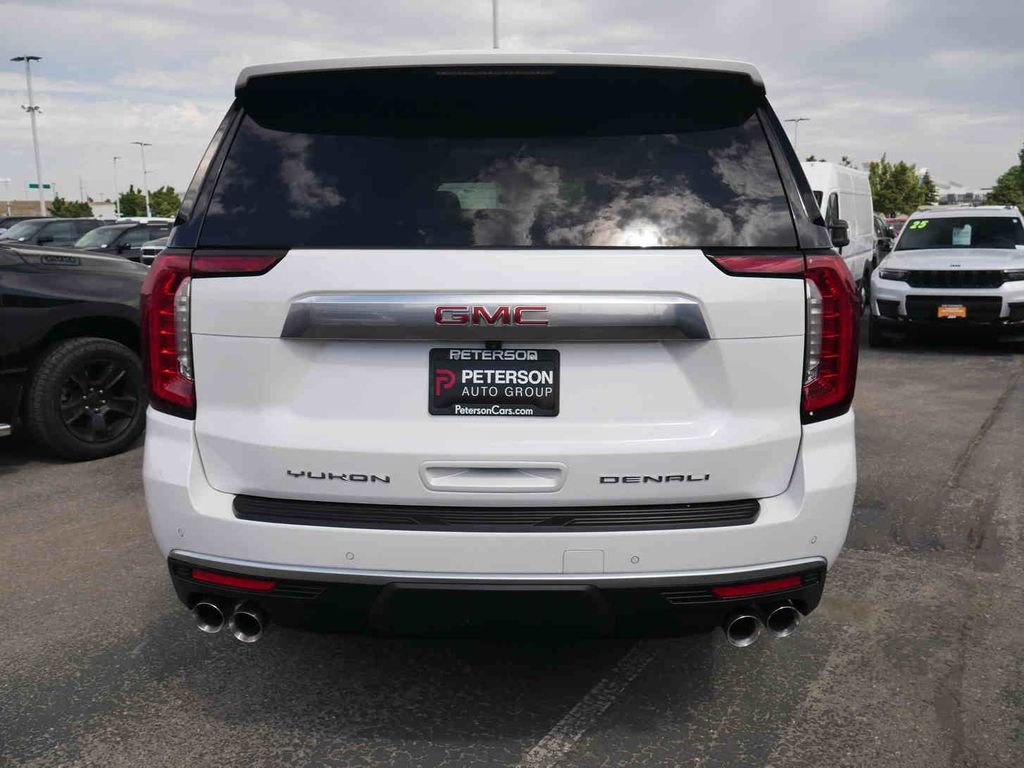 Used 2024  GMC Denali image 21