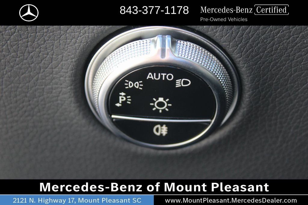 Certified Used 2025 Black Mercedes-Benz GLC 300 image 27
