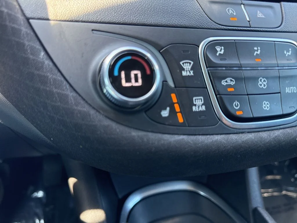 Used 2024 Gray Chevrolet LT image 20