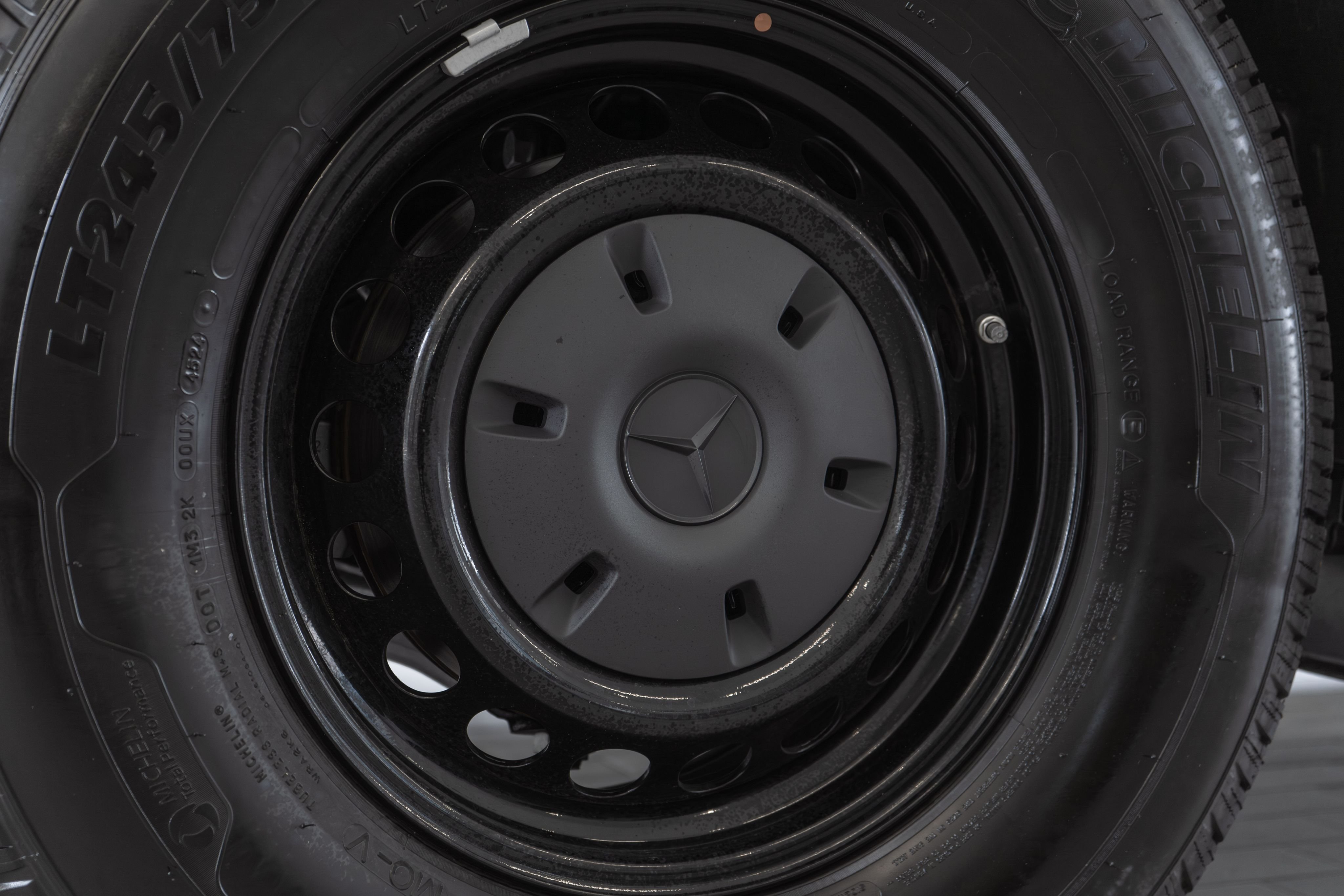2025 Mercedes-Benz Sprinter Passenger Van Base - Photo 34
