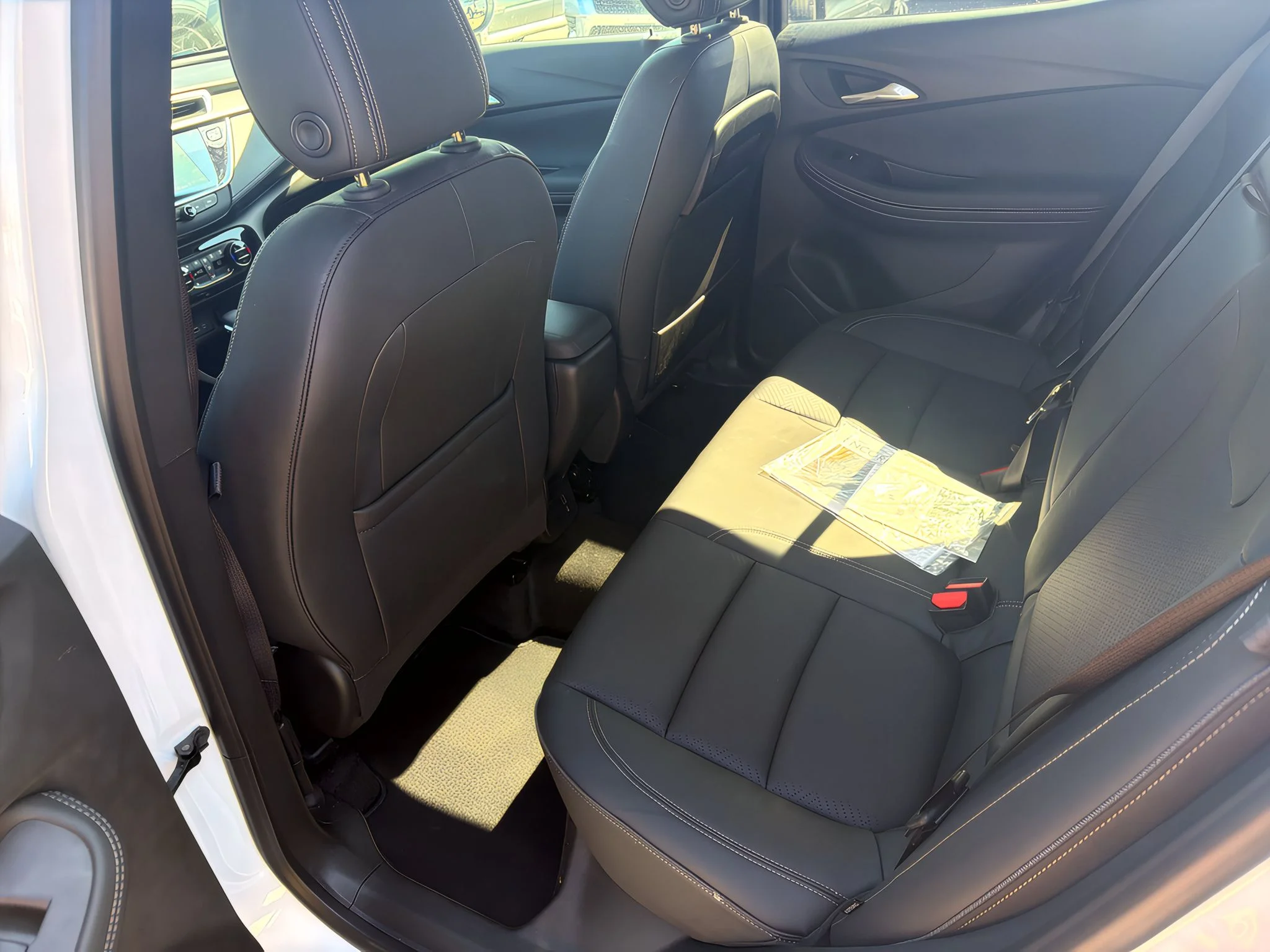 2020 Buick Encore GX Essence - Photo 7