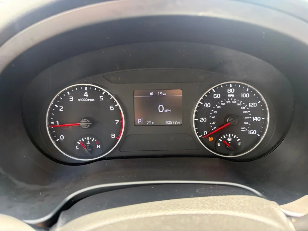 Certified Used 2021 Cherry Black Kia S image 30
