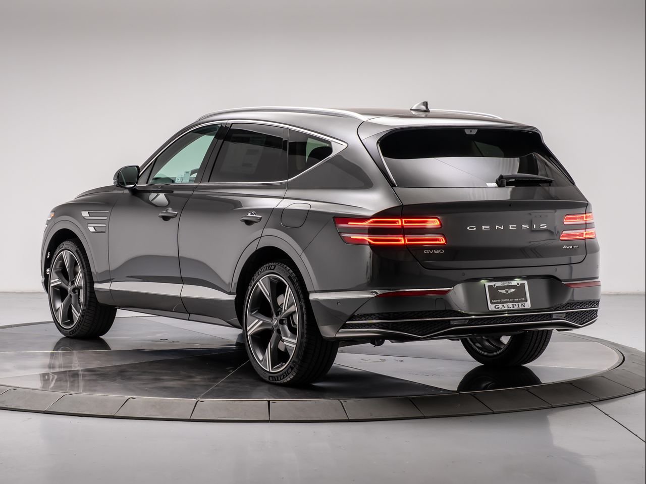 New 2026 Makalu Gray Genesis 3.5T PRESTIGE image 3