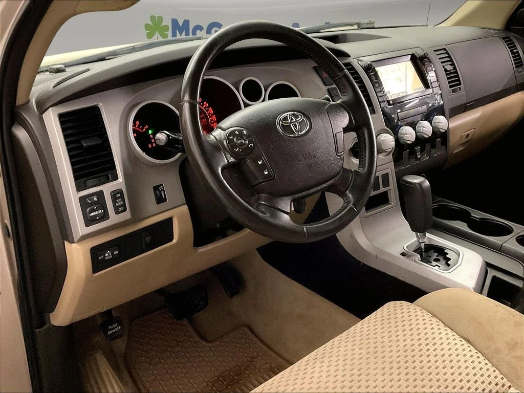 Used 2007 Beige Toyota SR5 image 17