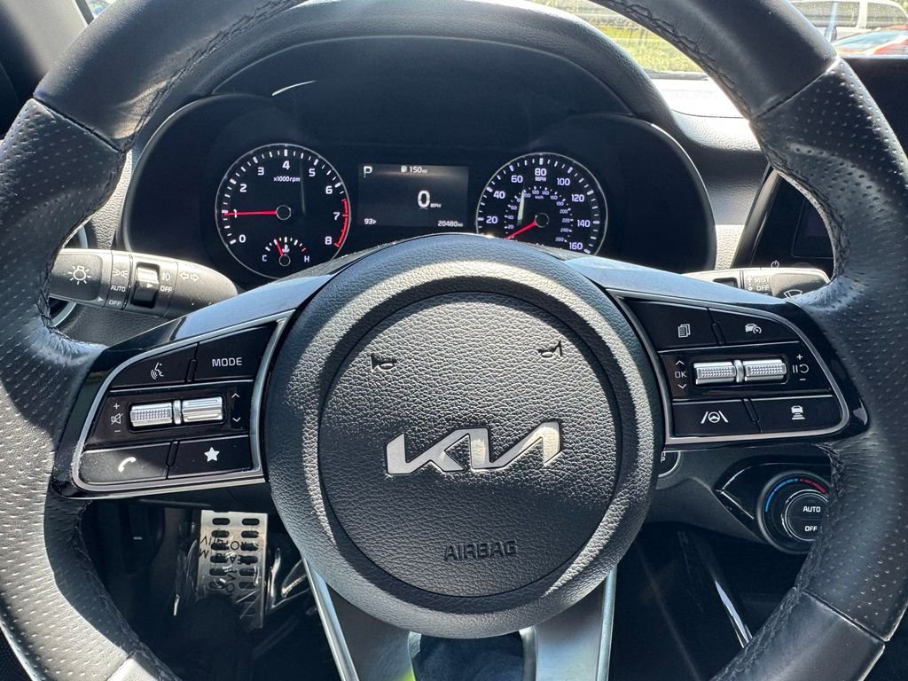 Used 2024 White Kia GT-Line image 24