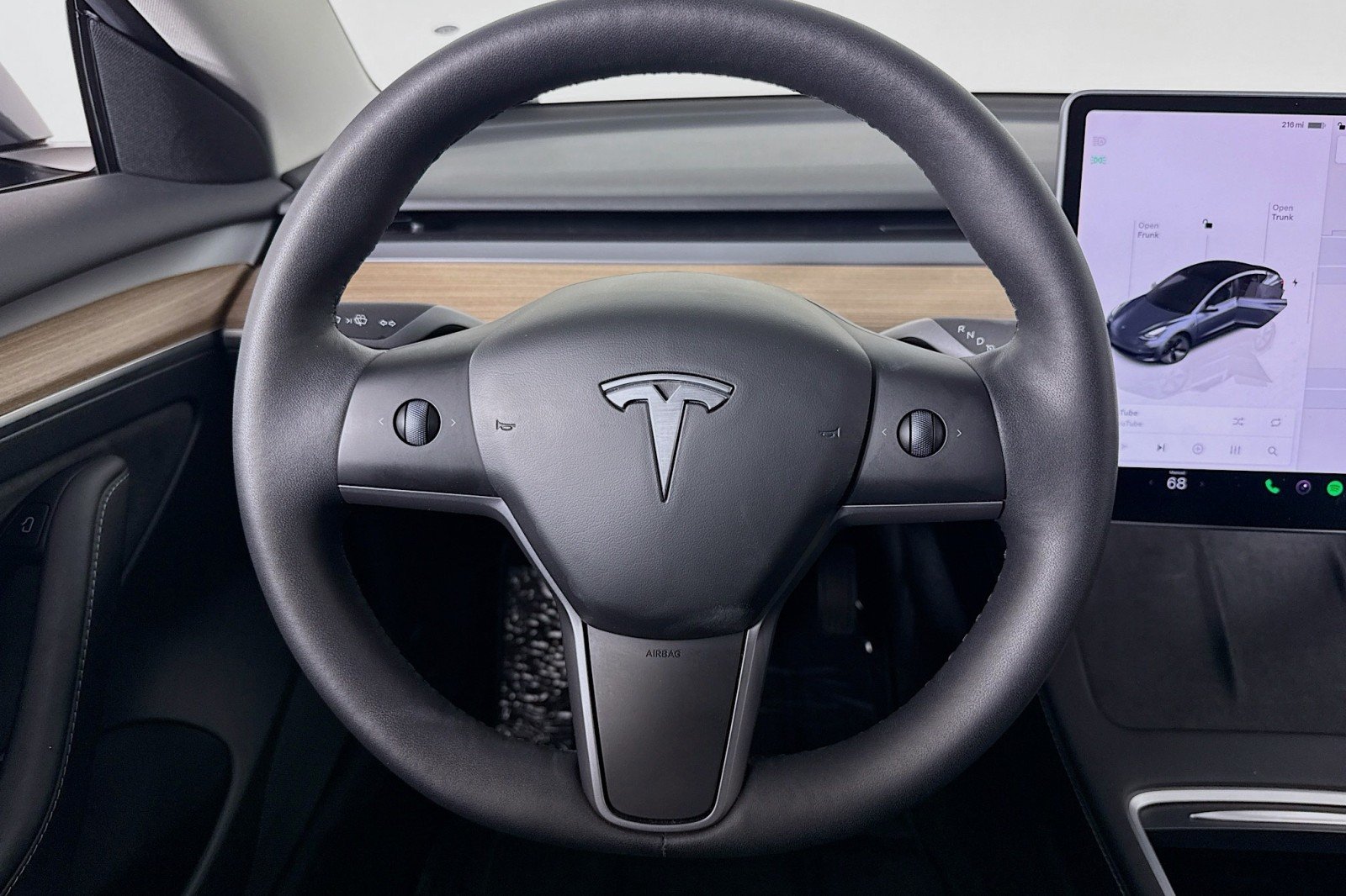 Used 2023 Midnight Silver Metallic Tesla  image 17