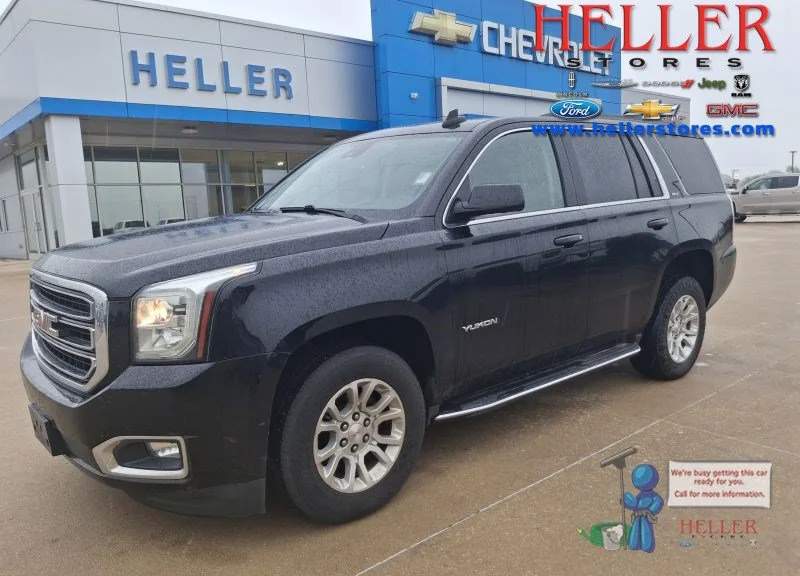 Used 2020 ONYX BLACK GMC SLT image 1