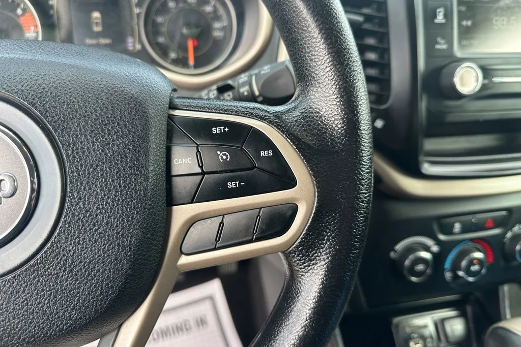 Used 2017 Gray Jeep Sport image 14