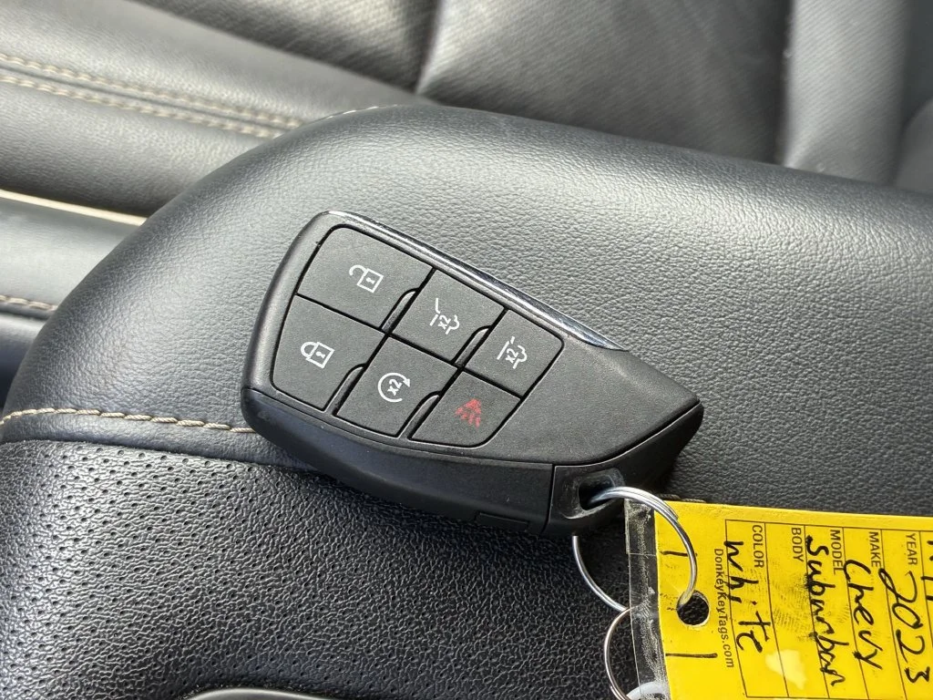 Used 2023 SUMMIT WHITE Chevrolet Premier image 36