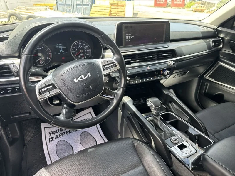 Used 2022 Gravity Grey Kia LX image 19