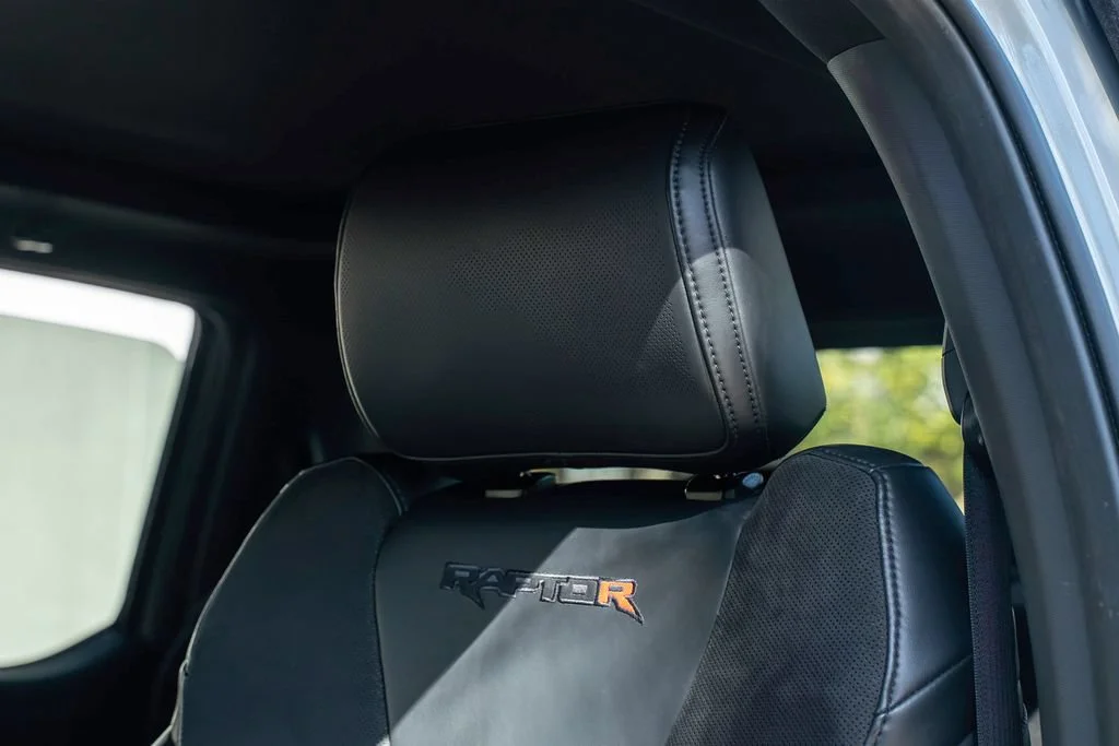 Used 2023 Gray Ford Raptor image 19