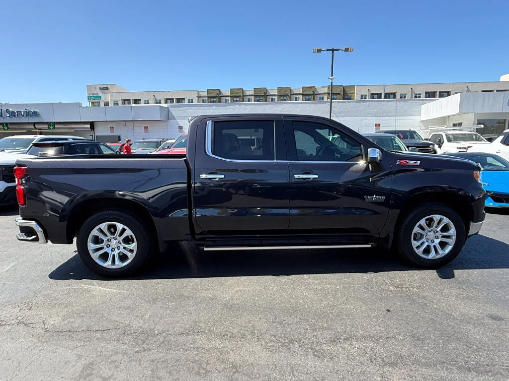 Used 2022 DARK ASH METALLIC Chevrolet LTZ image 9