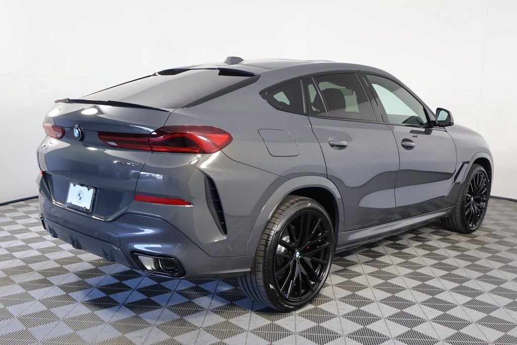 New 2027 Dravit Grey Metallic BMW xDrive40i image 2