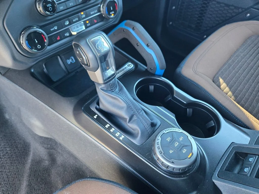 Used 2022 Green Metallic Ford Outer Banks image 19