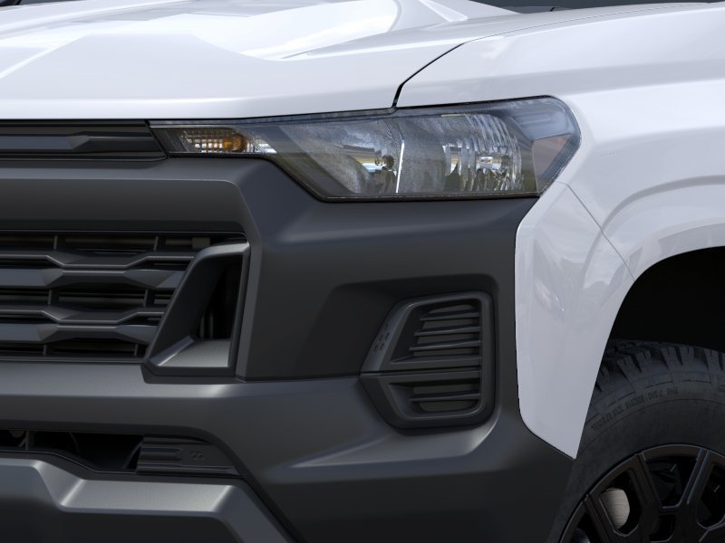 New 2026 Summit White Chevrolet WT image 10