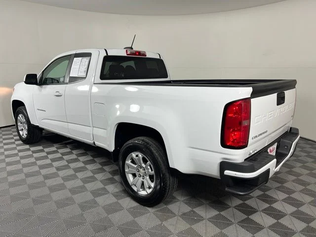 Used 2021 White Chevrolet LT image 5