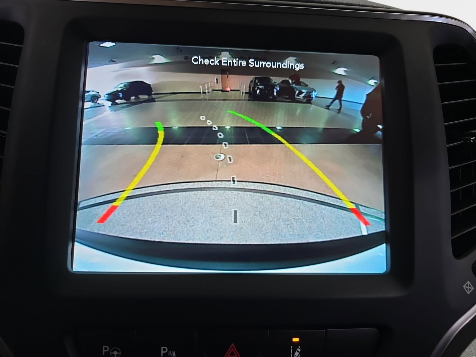 2023 Jeep Cherokee Altitude Lux - Photo 25