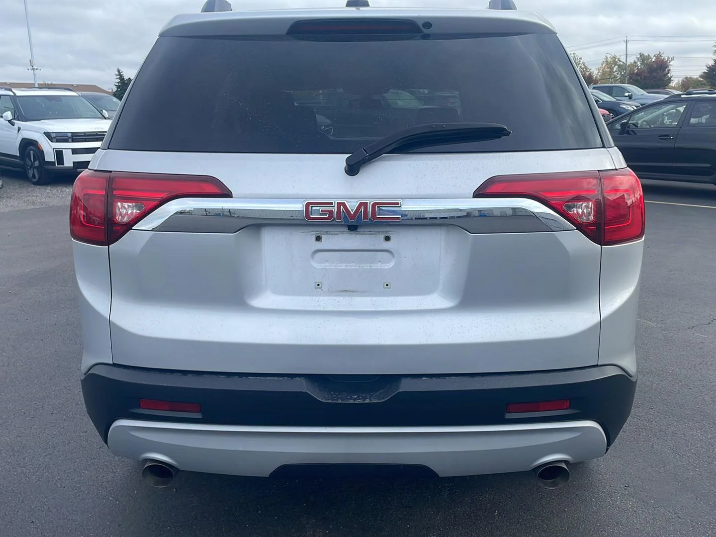 Used 2019 Quicksilver Metallic GMC SLE image 11