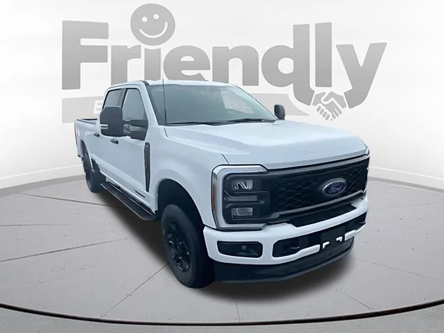 New 2026 Oxford White Ford F-350® XL image 3