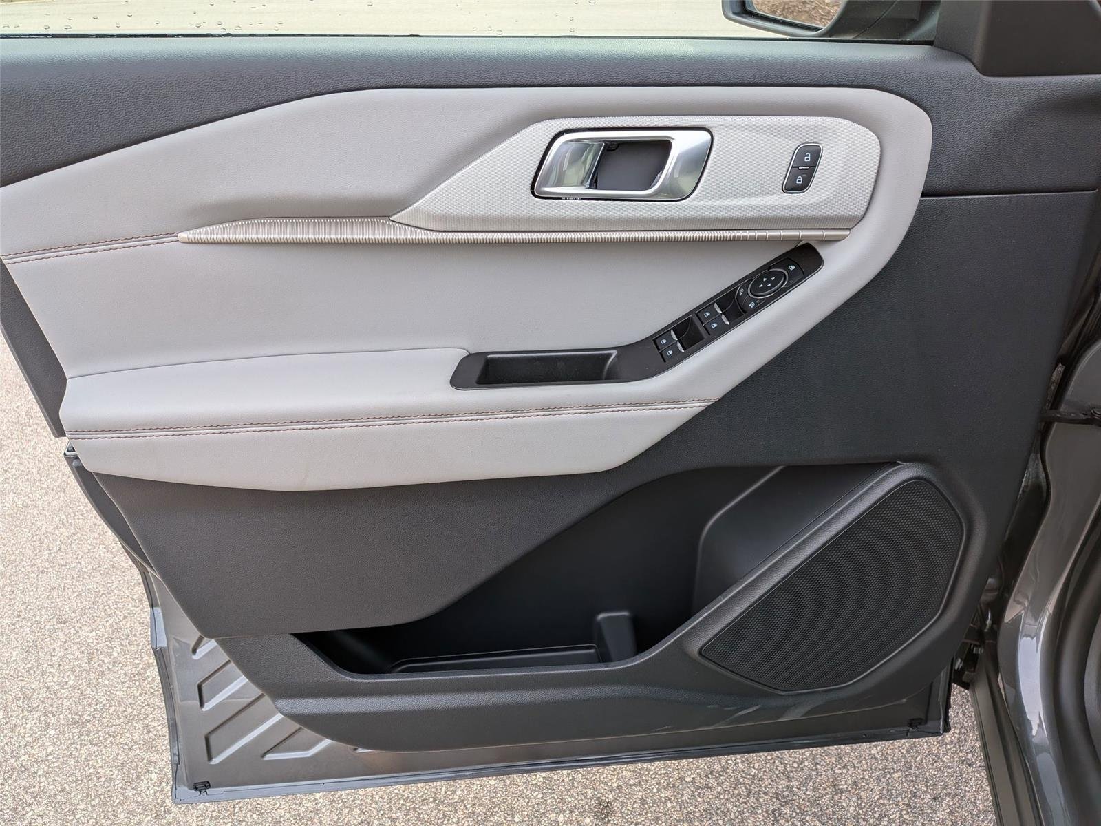 New 2026 Carbonized Gray Metallic Ford Active image 11