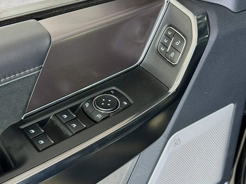 New 2026 Agate Black Metallic Ford Platinum® image 18