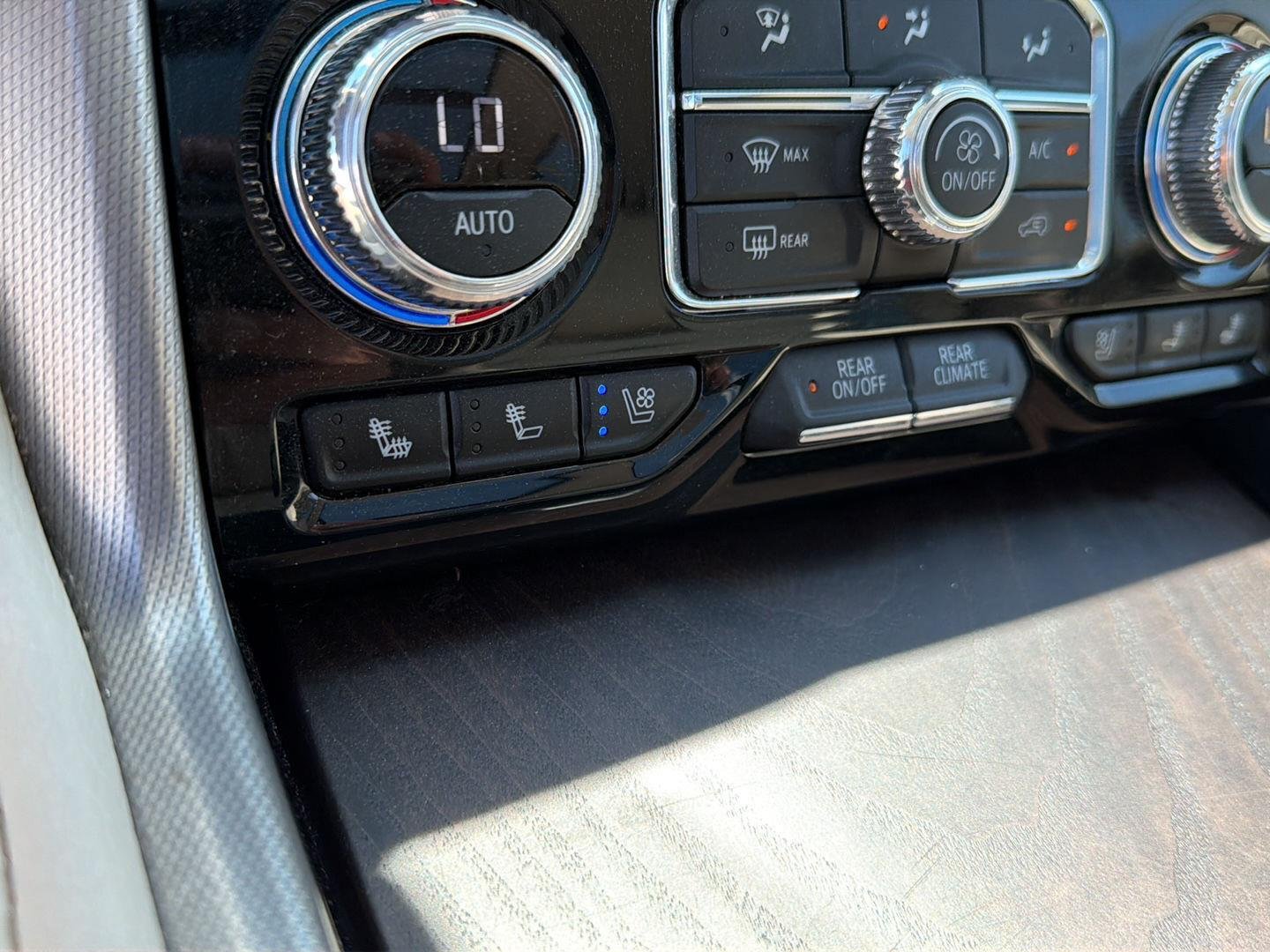 Used 2024 Summit White GMC Denali image 30