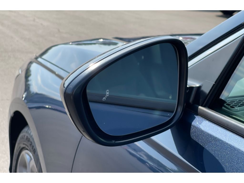 Used 2024 Canyon River Blue Metallic Honda EX image 11