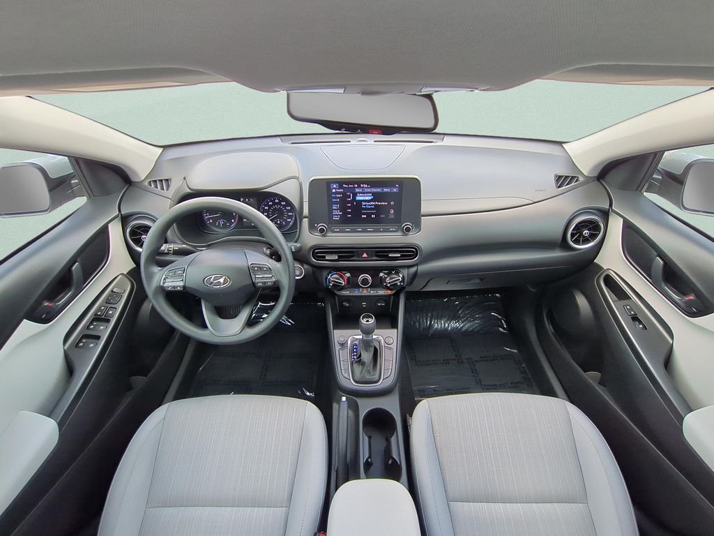 Used 2023 Silver Hyundai SEL image 12