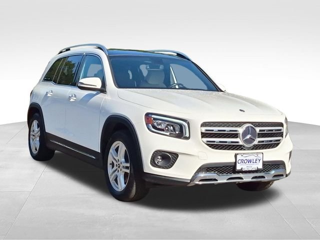 Used 2021  Mercedes-Benz GLB 250 image 2