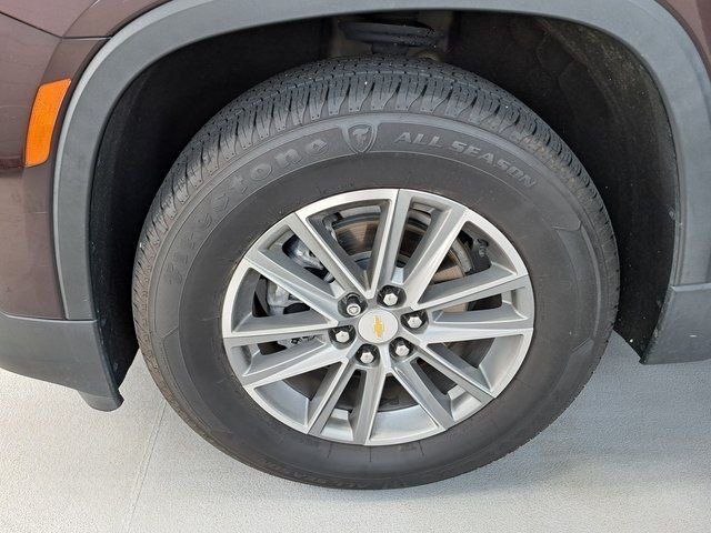 Used 2022 Red Chevrolet LT image 33
