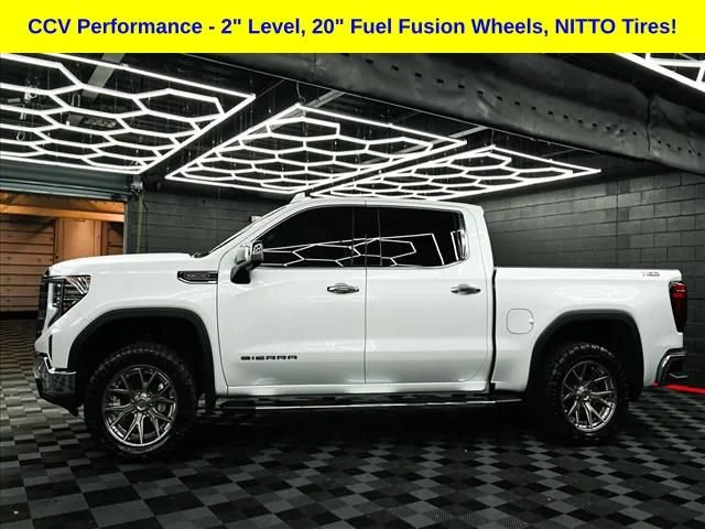 New 2026 Glacier White Tricoat GMC SLT image 17