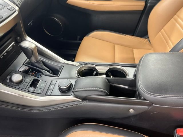 Used 2015 White Lexus 200t image 15