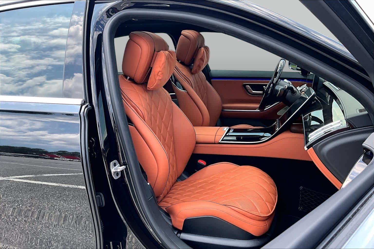 Used 2024 Obsidian Black Metallic Mercedes-Benz S 580 image 9