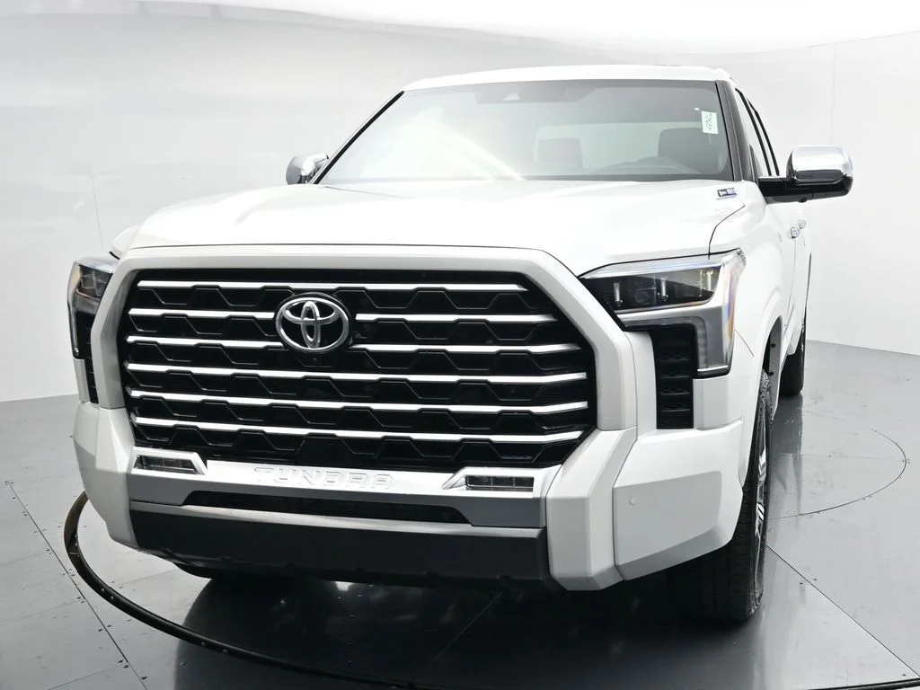 New 2026 Wind Chill Pearl <sup>1</sup> Toyota Tundra Capstone image 3