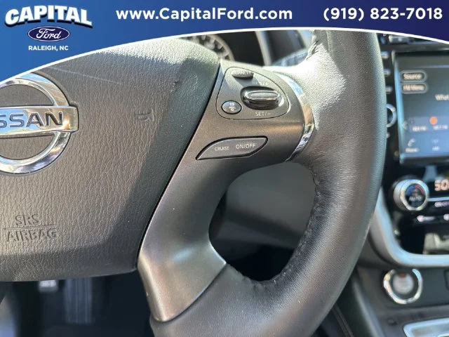 Used 2021 White Nissan Platinum image 24