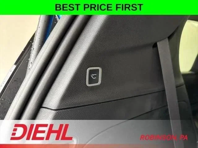 2026 Chrysler Pacifica Select - Photo 10