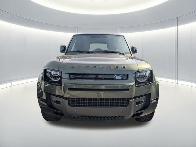 New 2026 Woolstone Green Land Rover X-Dynamic SE image 2