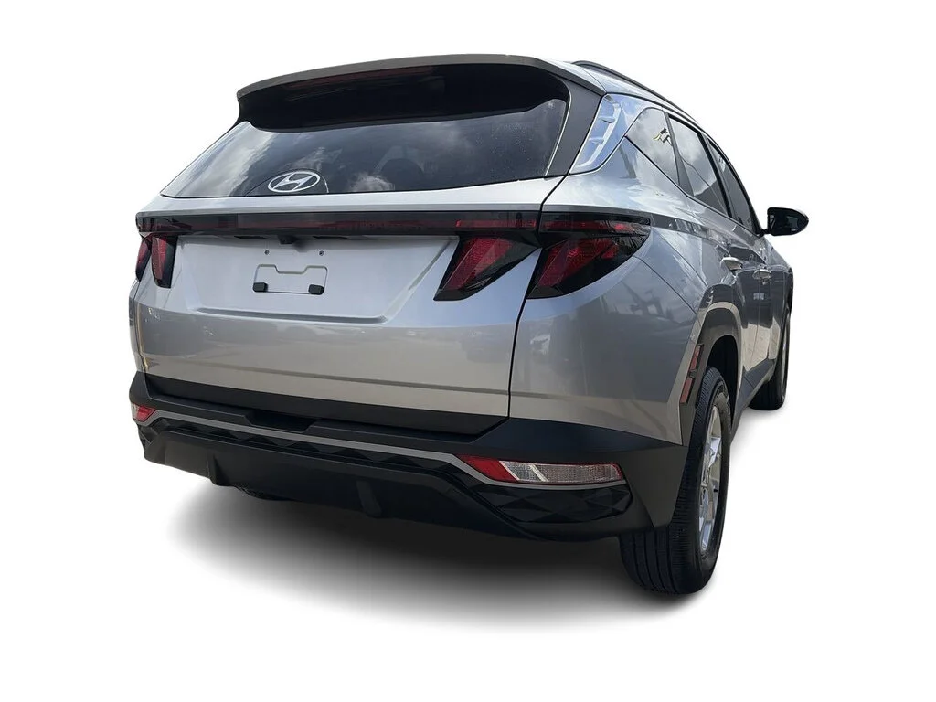 Used 2023 Shimmering Silver Hyundai AWD 2.5L Preferred Dilawri Certified   Local BC image 13