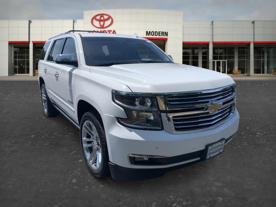 Used 2019 Summit White Chevrolet Premier image 3
