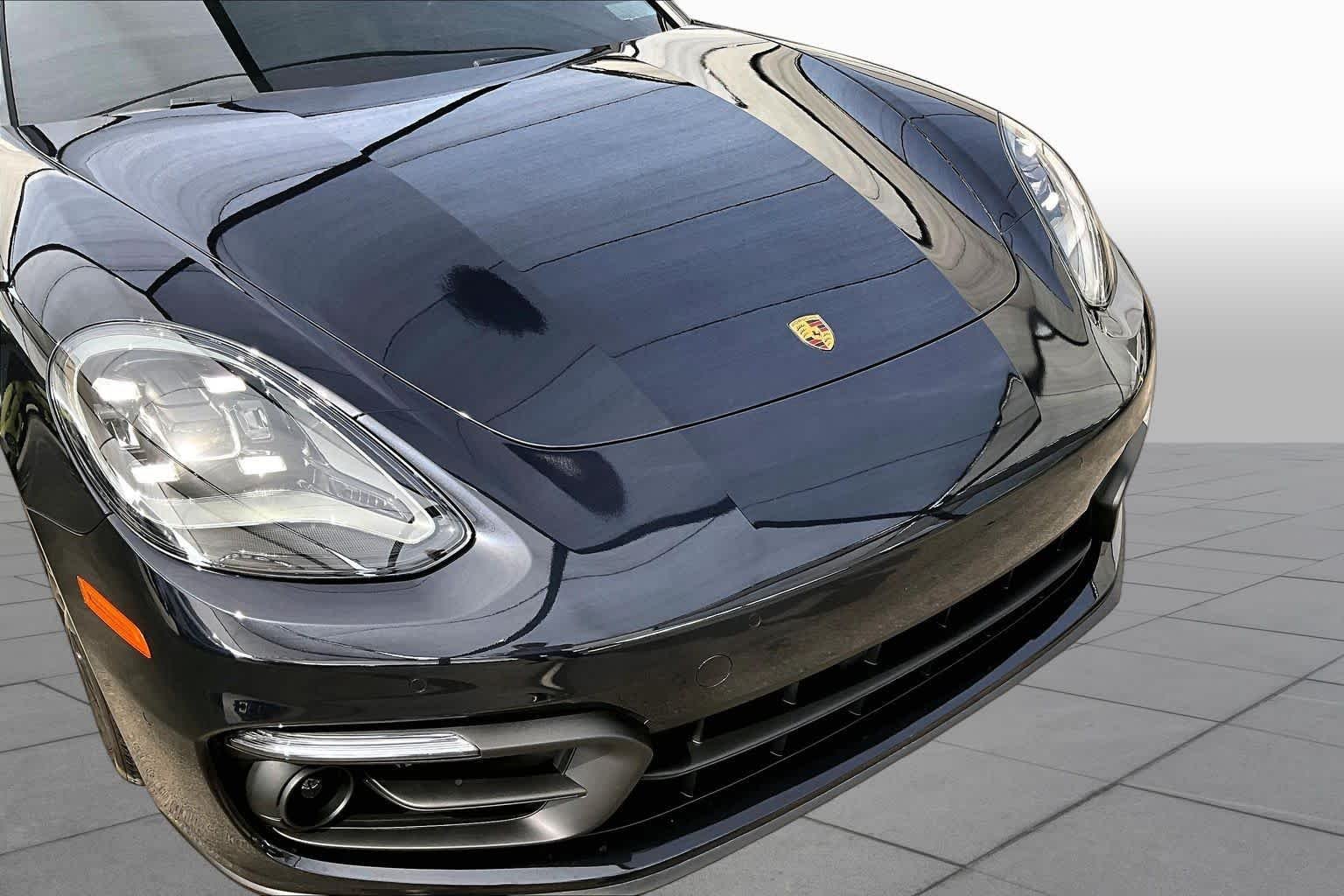 Used 2023 Black Porsche  image 28