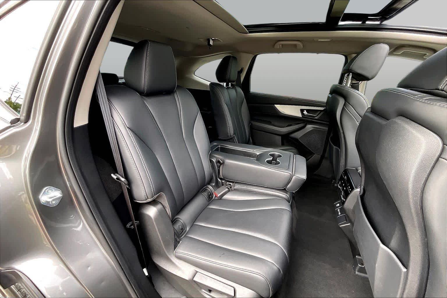 Used 2024 Liquid Carbon Metallic Acura w/Technology Package image 19