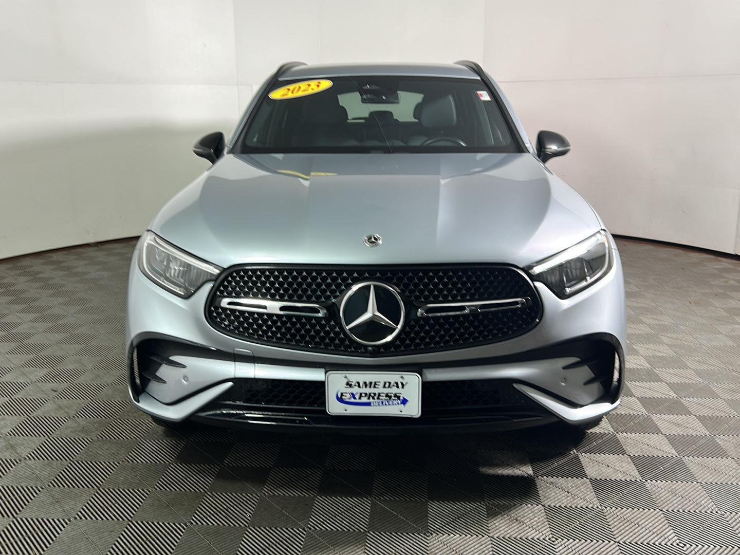 Used 2023 Cirrus Silver Metallic Mercedes-Benz GLC 300 image 13
