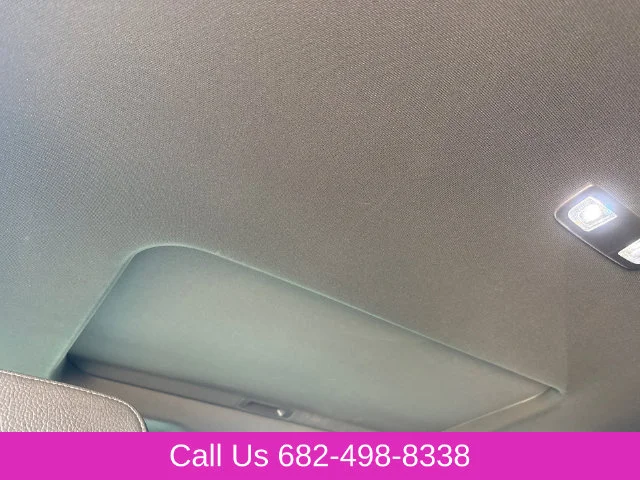 Used 2023 White GMC Denali image 17