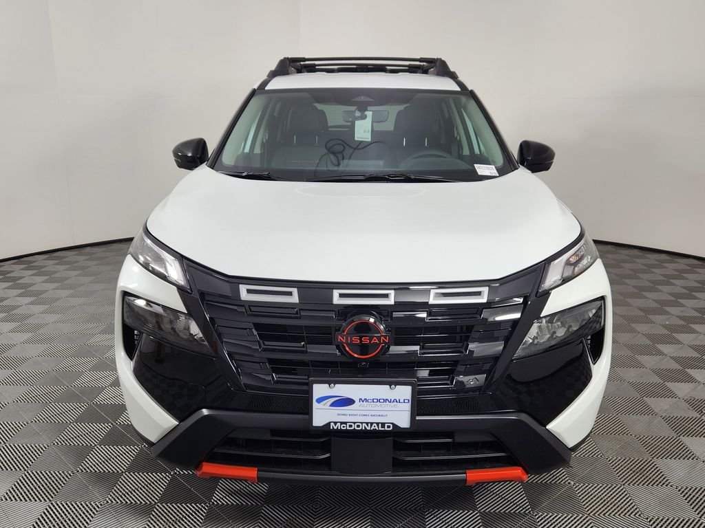 New 2026 Everest White Pearl TriCoat Nissan Rock Creek® image 7