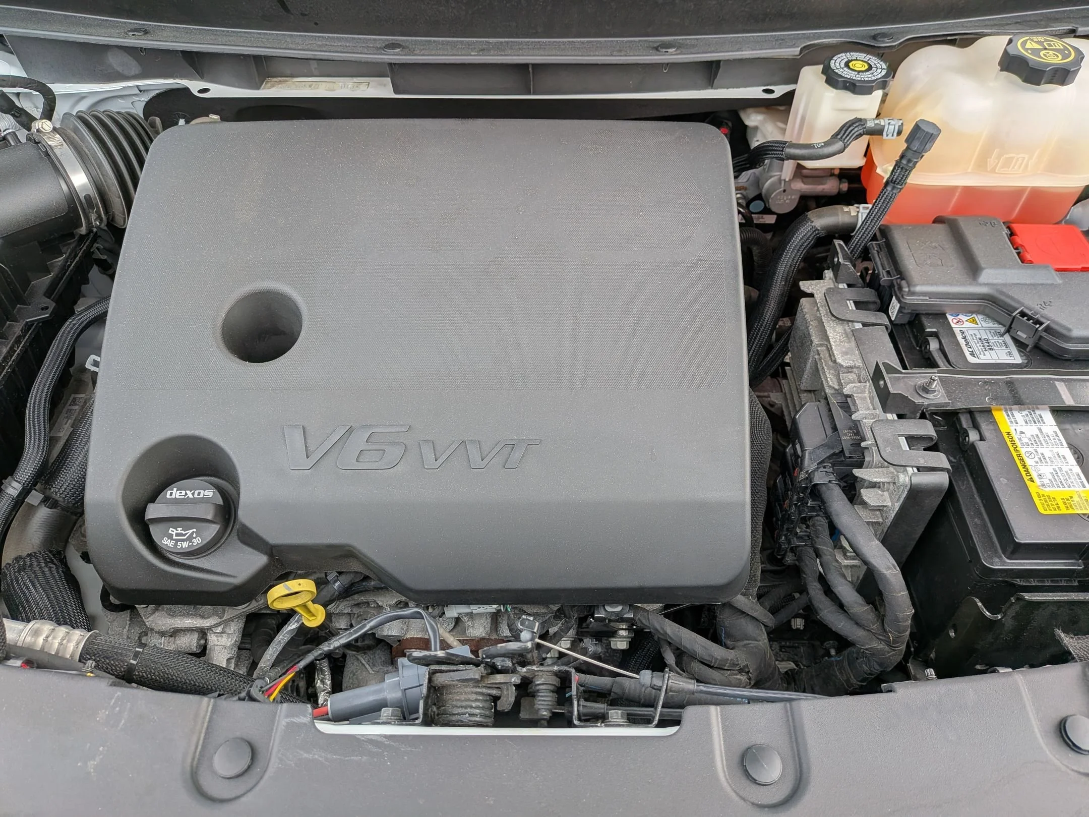 Used 2023 Summit White Chevrolet LT Cloth image 29