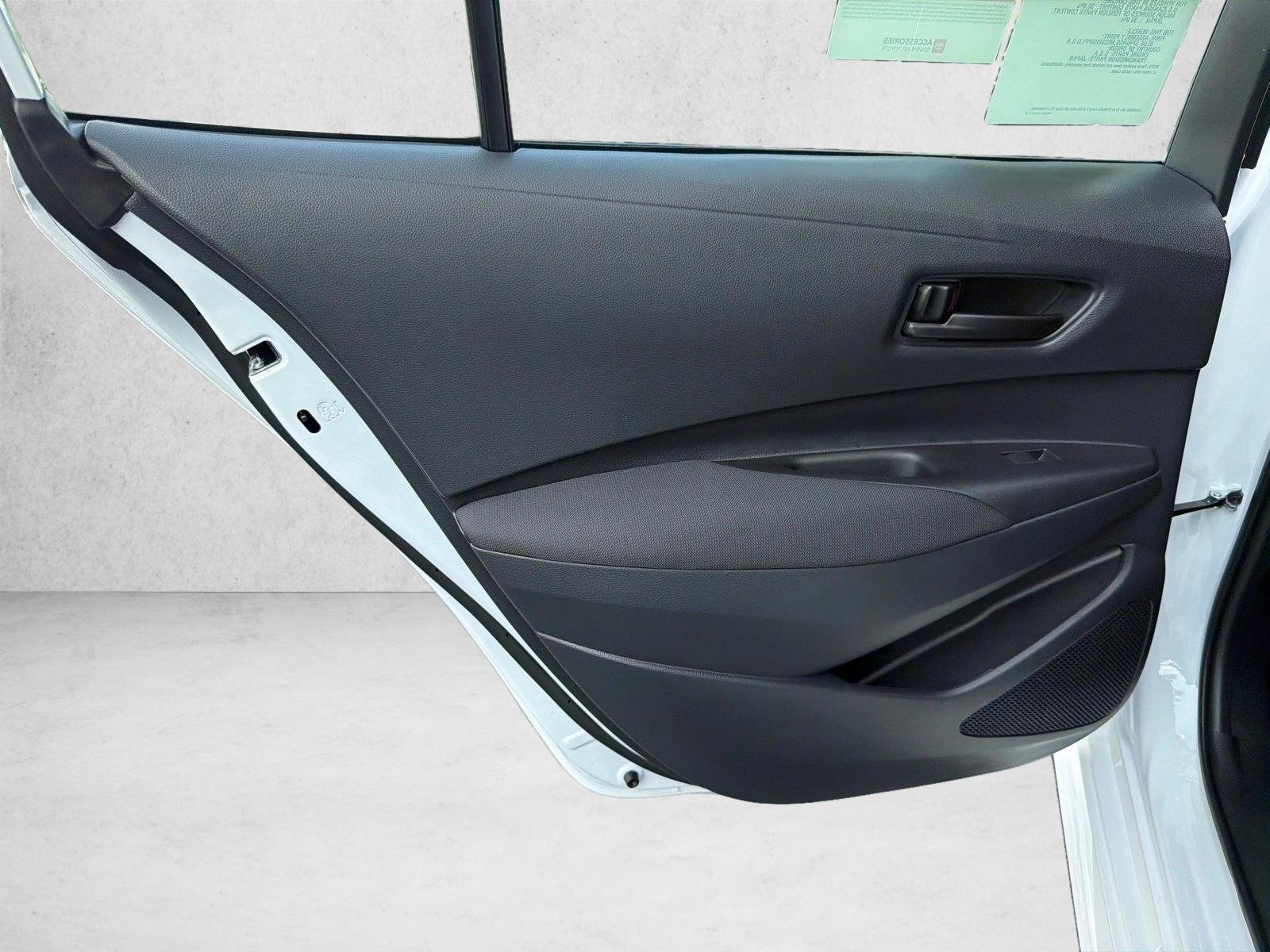 New 2027 Ice Cap Toyota LE image 21